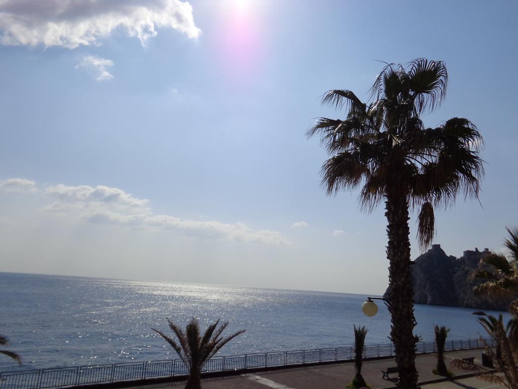 Akron B&B SantʼAlessio Siculo Esterno foto