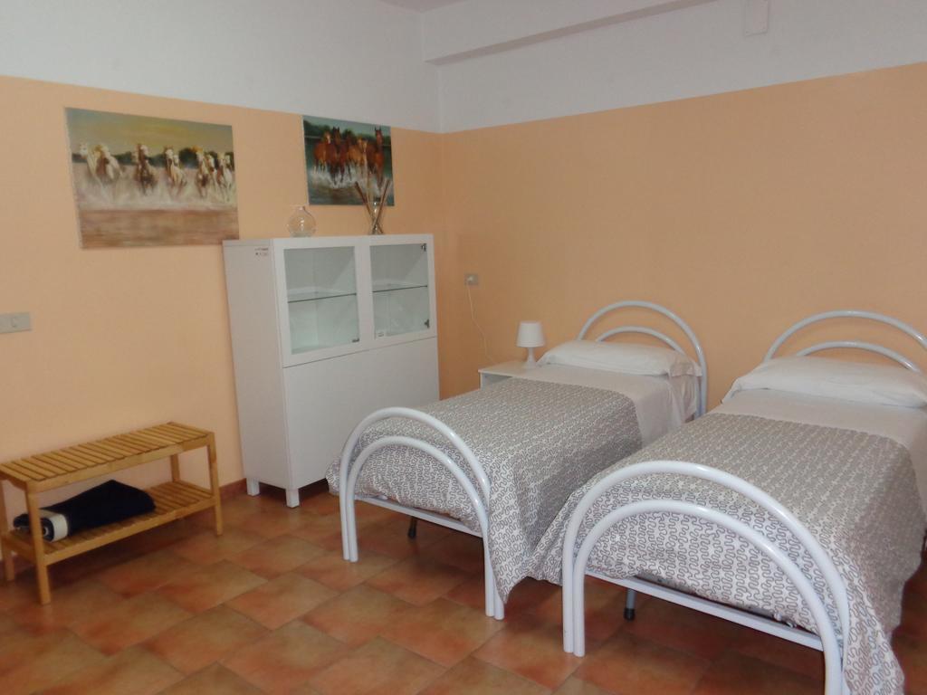 Akron B&B SantʼAlessio Siculo Esterno foto