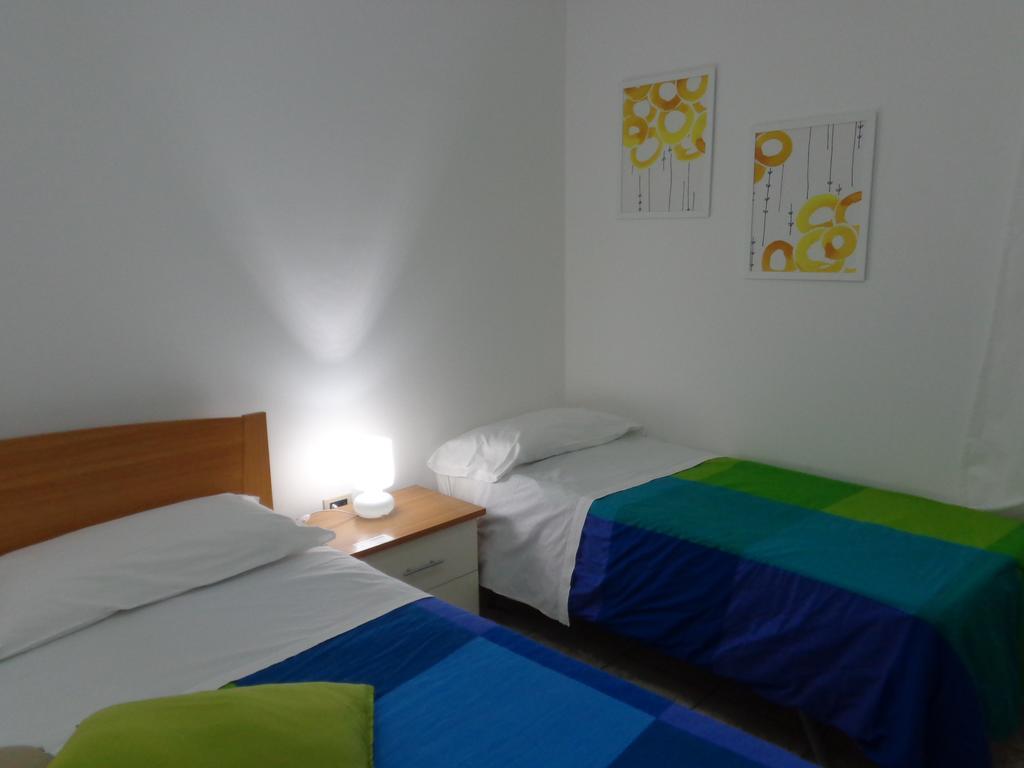 Akron B&B SantʼAlessio Siculo Esterno foto
