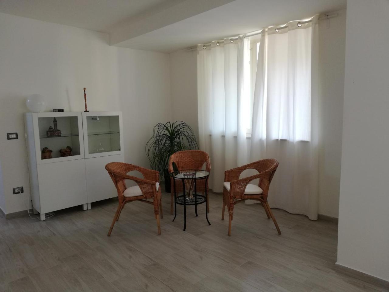 Akron B&B SantʼAlessio Siculo Esterno foto